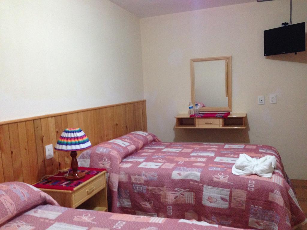 Hotel Posada Las Rosas San Cristóbal de Las Casas 객실 사진